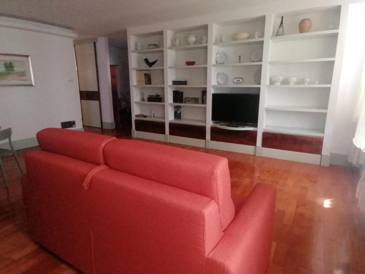 Le Finestre Sugli Ulivi Διαμέρισμα Ντεζεντσάνο ντελ Γκάρντα Εξωτερικό φωτογραφία
